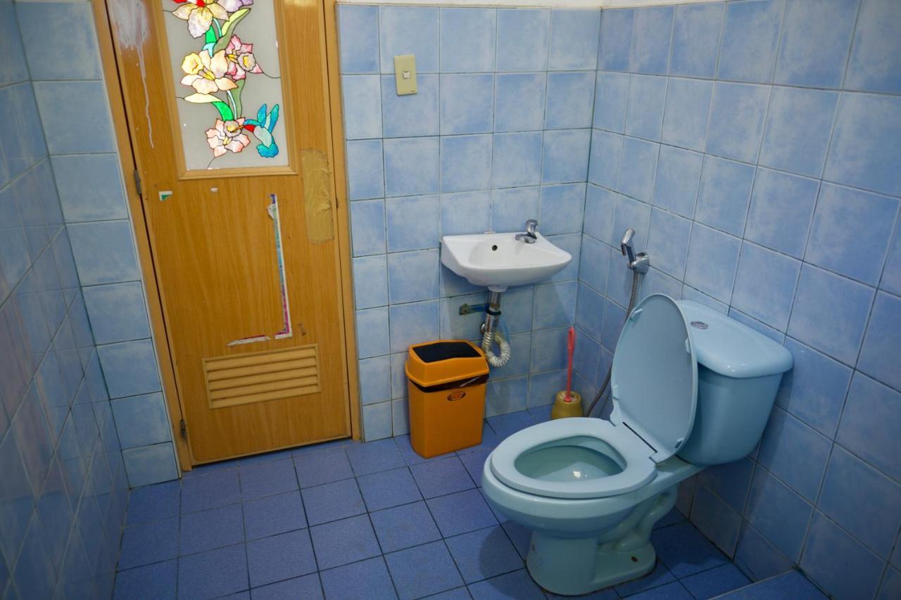 Fat Monkey Hostel Корон Екстер'єр фото